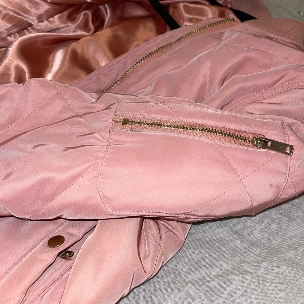 Pink puffer jacket - Picture 3 of 4